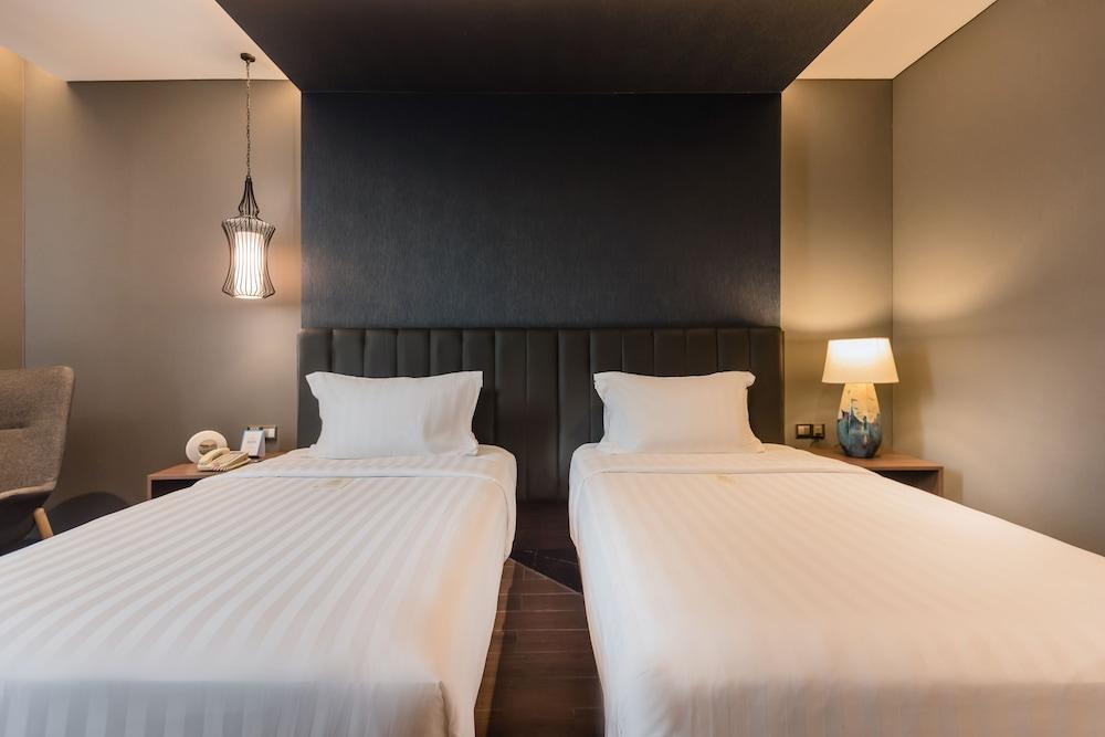 Ashley Tanah Abang Room Type - Superior Twin Room