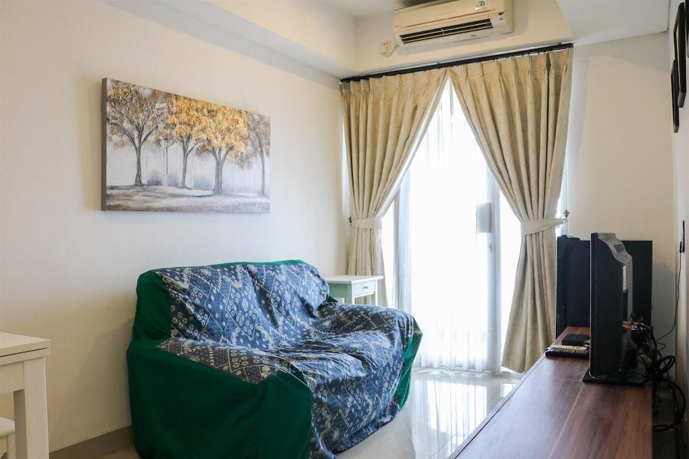 Fancy And Nice 1Br Apartment At H Residence - Tap to explore photos