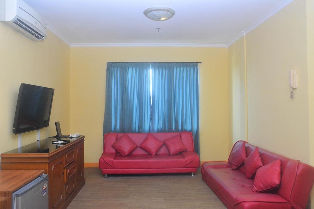Homey And Nice 2Br At Semanggi Apartment - Tap to explore photos