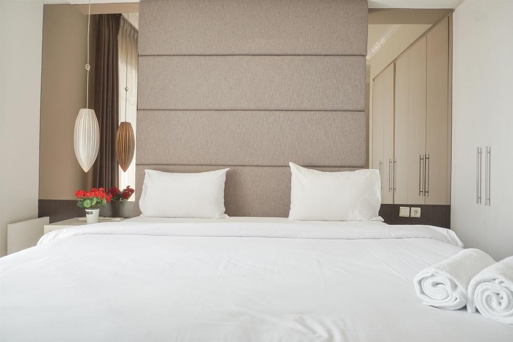 Cozy Stay And Tidy 1Br At The Bellezza Apartment - Tap to explore photos
