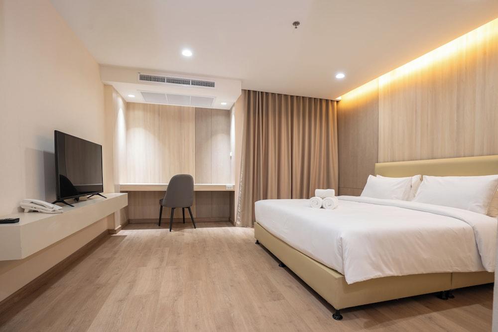 Oriole Residence Room Type - Standard Single Room, 1 King Bed