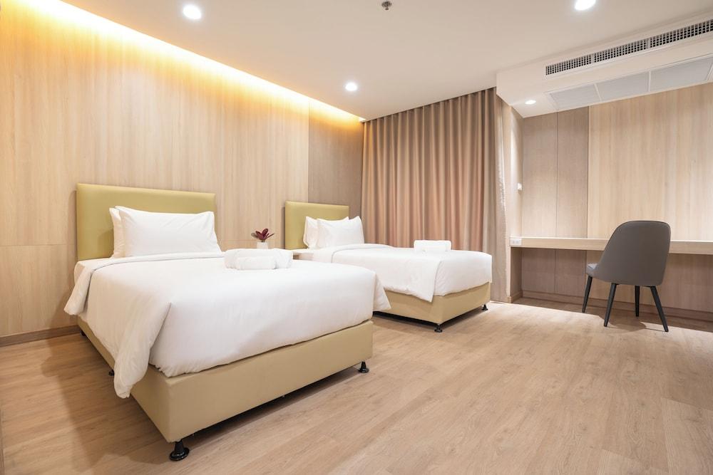 Oriole Residence Room Type - Standard Twin Room, Multiple Beds
