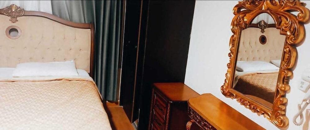 Seleen Hotel Suites Room Type - City Duplex