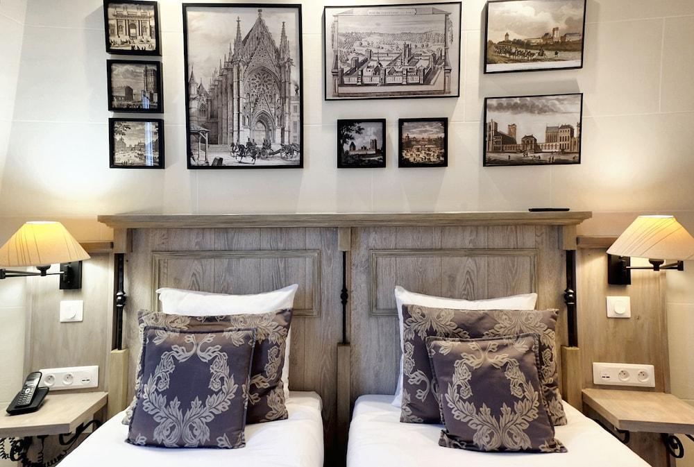 Hôtel du Château Room Type - Twin Room