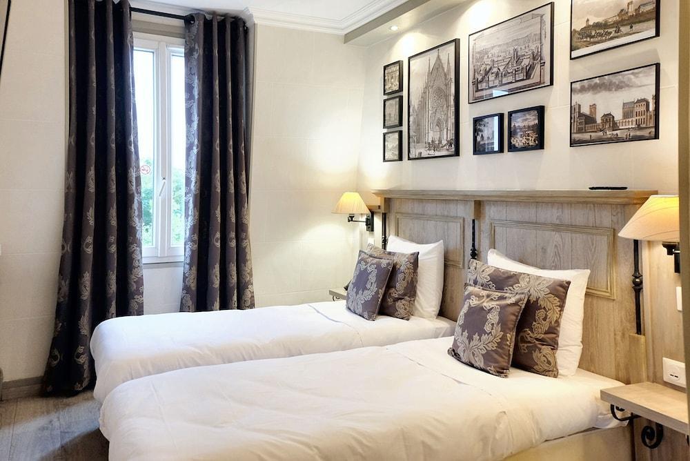Hôtel du Château Room Type - Twin Room