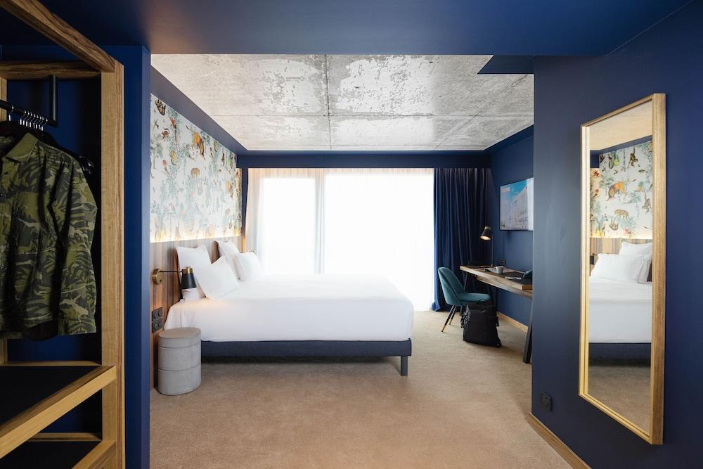 KOPSTER Hotel Residence Paris Colombes - Tap to explore photos