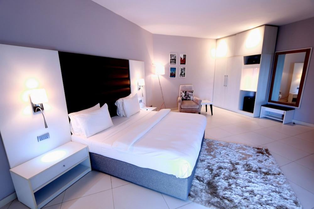 Loft Hotel