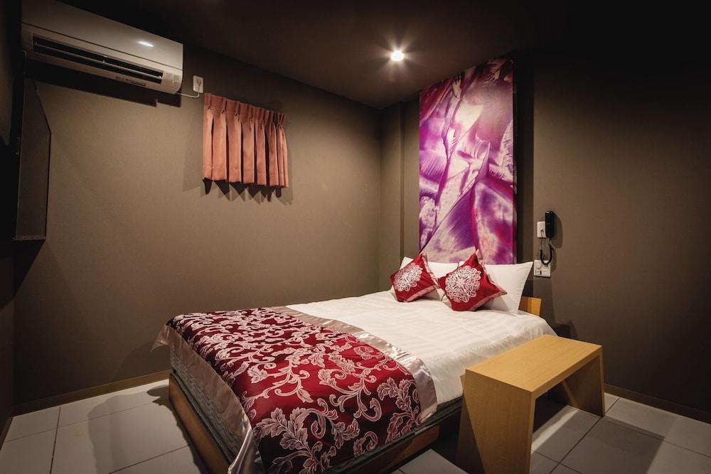 Design Hotel Blax Room Type - Chillax Superior Room, Smoking (E-Cigarettes Only)