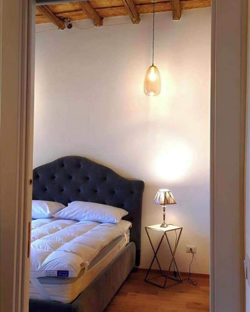 Accommodation With Lake View With Jacuzzi Room Type - Apartment, 1 Bedroom, Smoking, Hot Tub