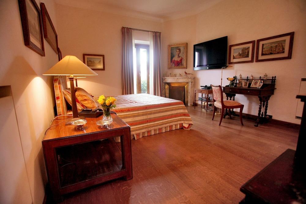 Villa Luxury Sacrofano Rm Room Type - Luxury Suite