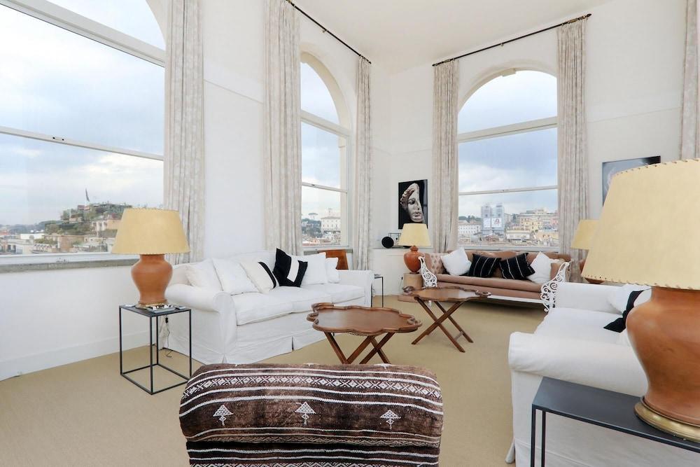 La Camelia an Elegant and Extravagant 2 Bedroom Apartment - Tap to explore photos