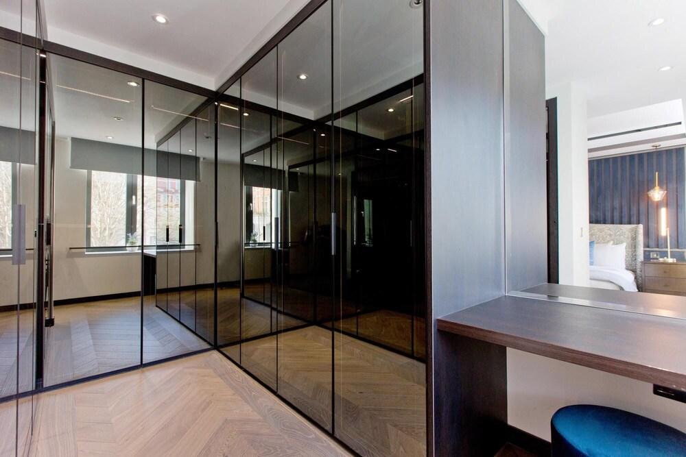 GS1 - 3 Bed Deluxe in London - Tap to explore photos