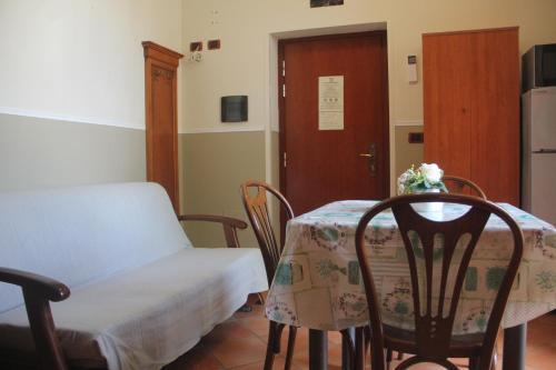 Villino Gregoraci Relais - Tap to explore photos