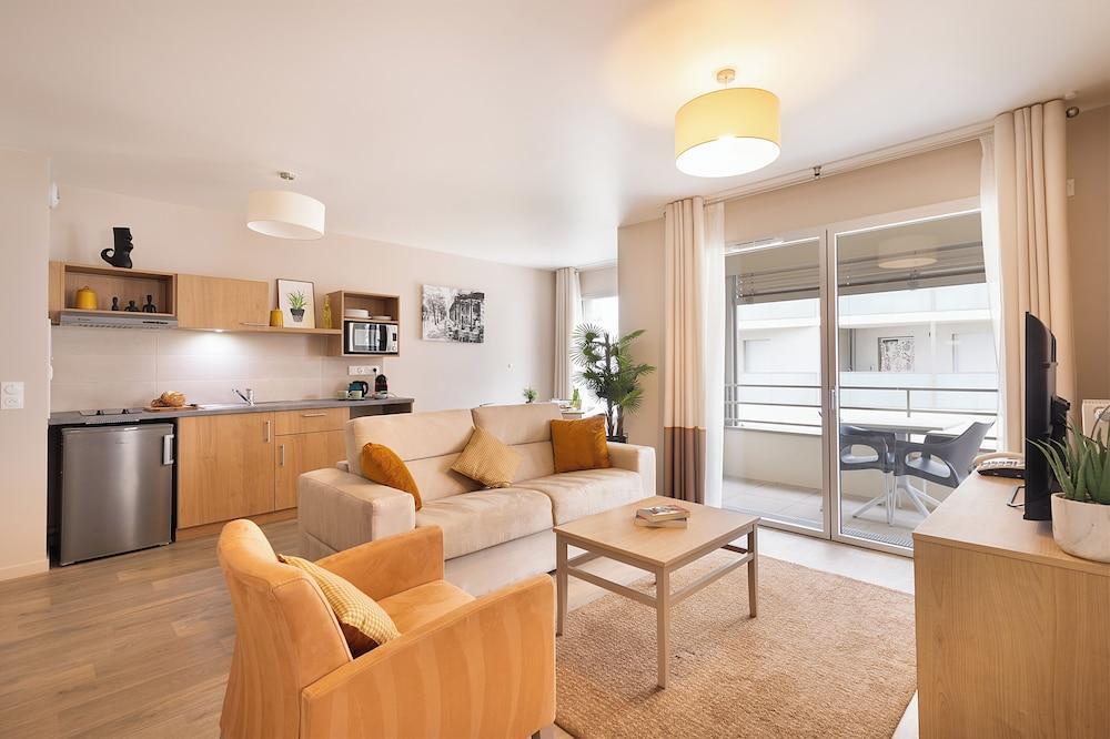 Zenao appart's - Montreuil - Croix de Chavaux  Room Type - Apartment
