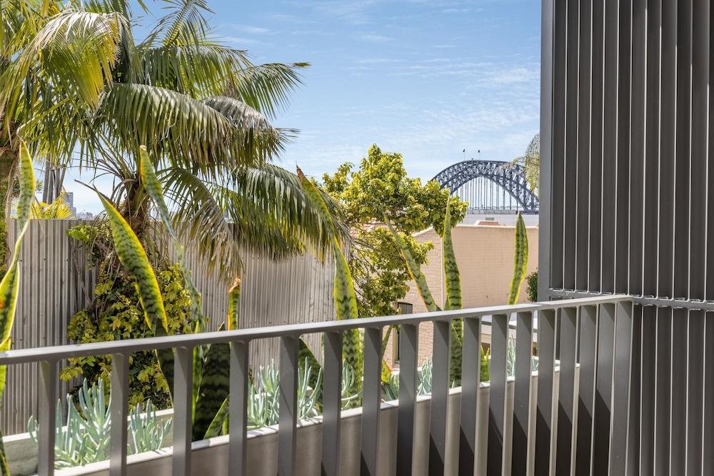 Barangaroo Park Apartments by Urban Rest