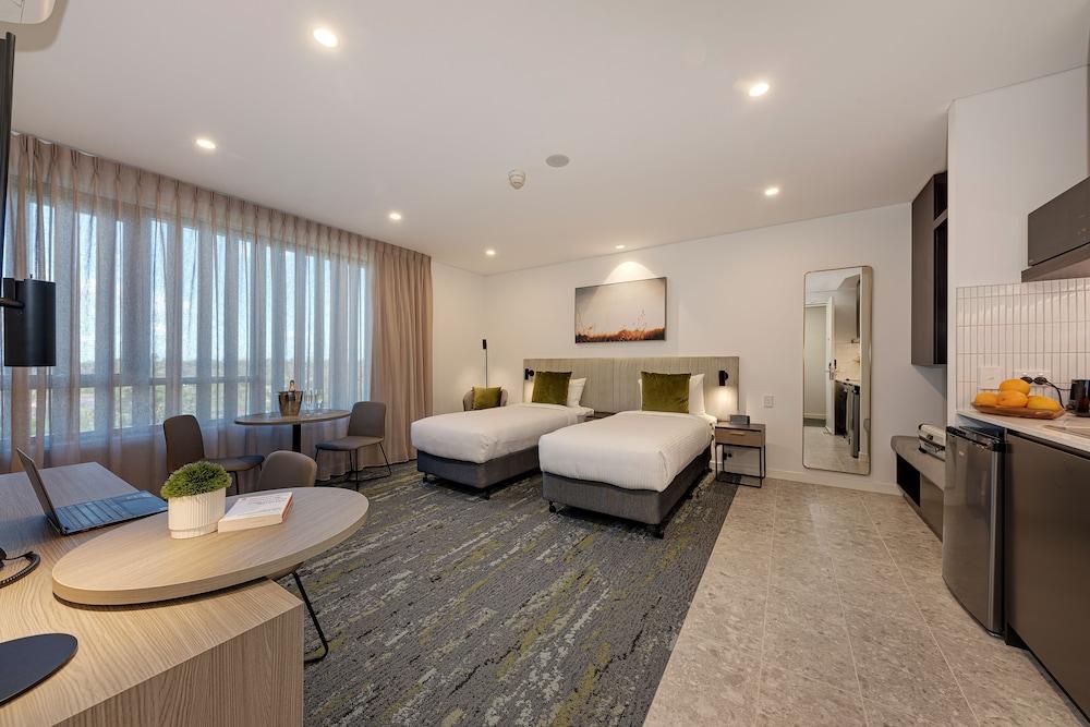 Littomore Suites Kingswood Room Type - Studio Apartment