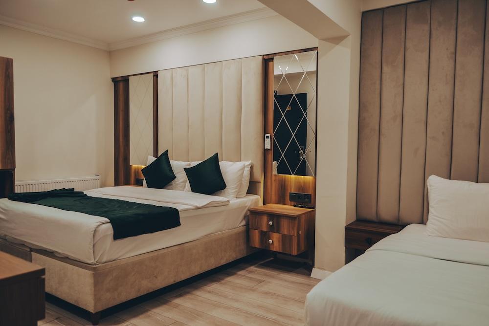 Galata Masterpiece Hotel Room Type - Standard Triple Room