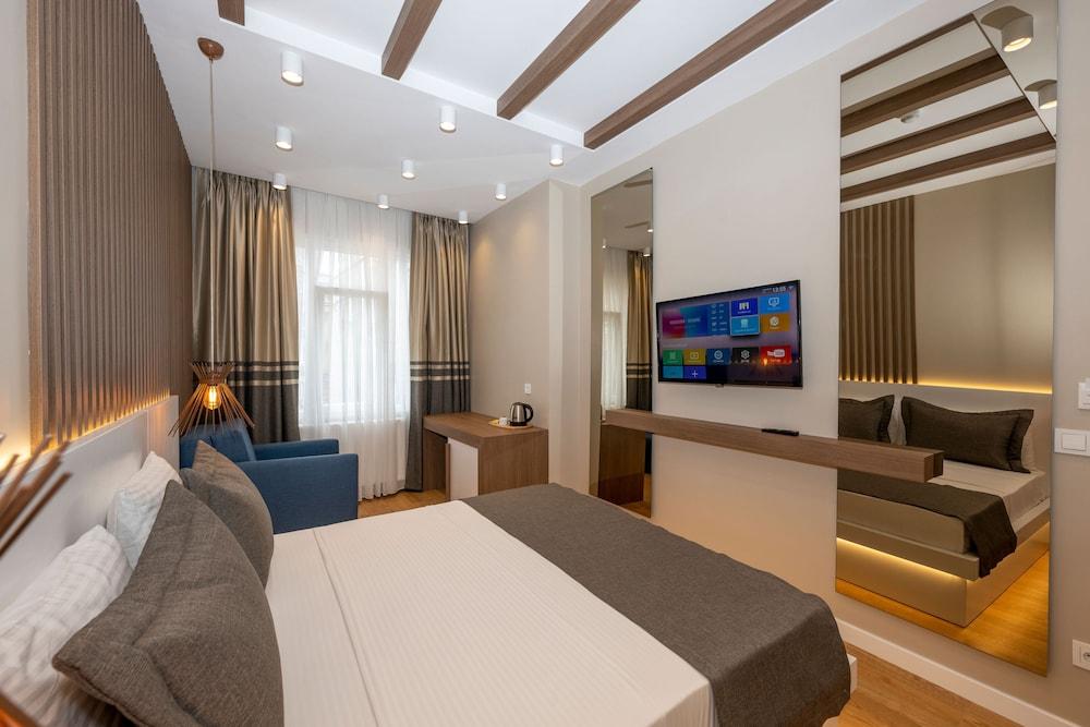 Hotel Grand Istanbul Room Type - Deluxe Double Room
