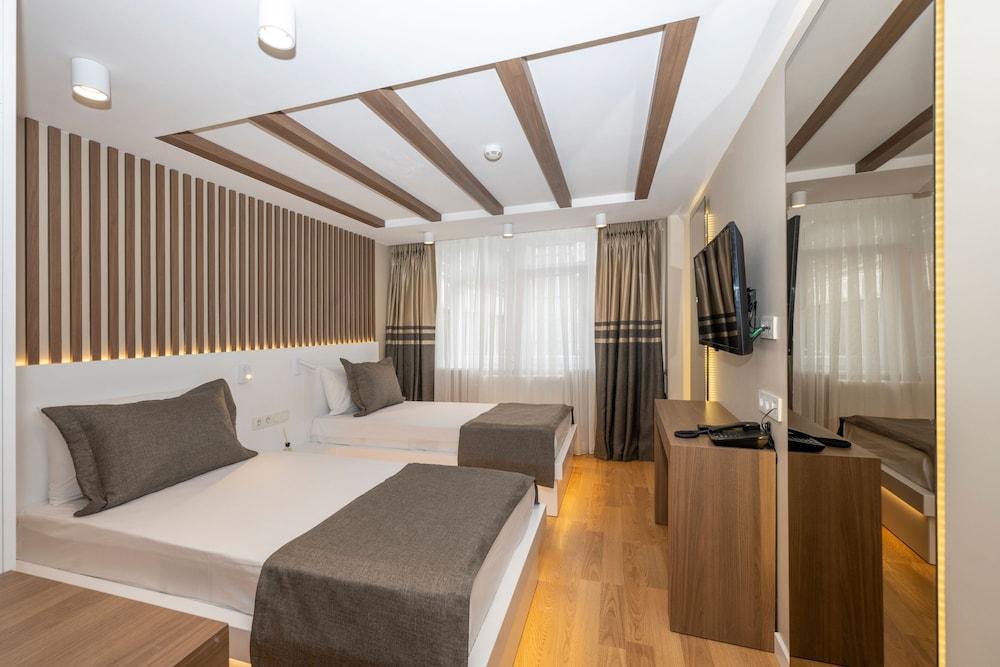 Hotel Grand Istanbul Room Type - Deluxe Twin Room