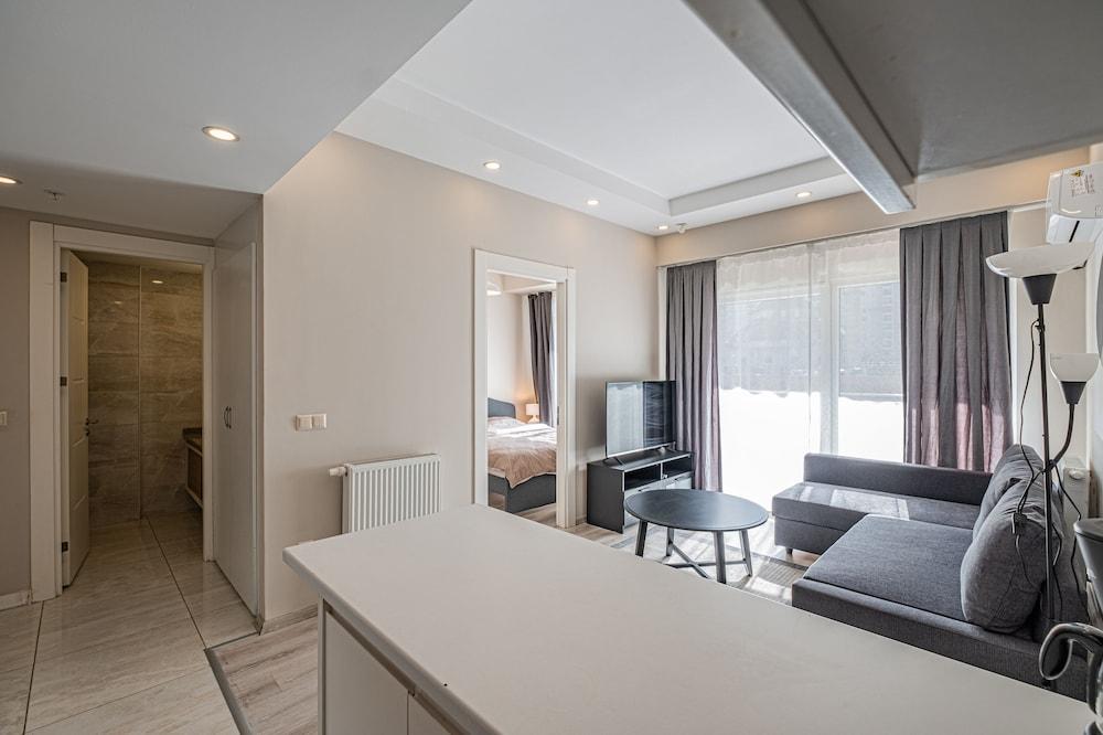 Linkinn Luxury Residance & Spa Room Type - Classic Apartment, 1 King Bed with Sofa bed