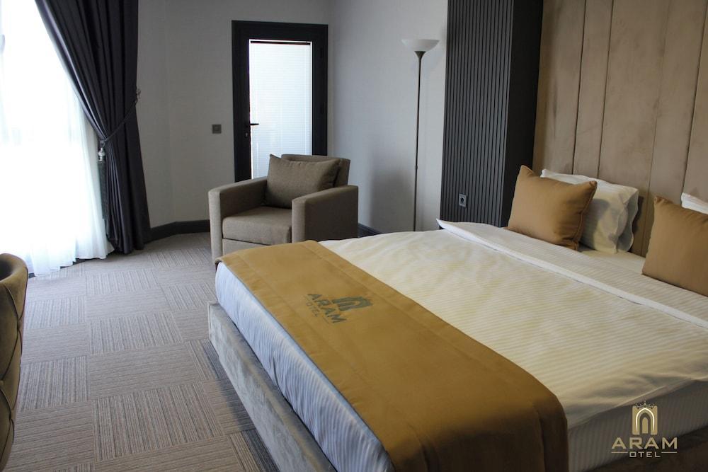 Aram Otel Room Type - Deluxe Room, 1 Bedroom, Sea View