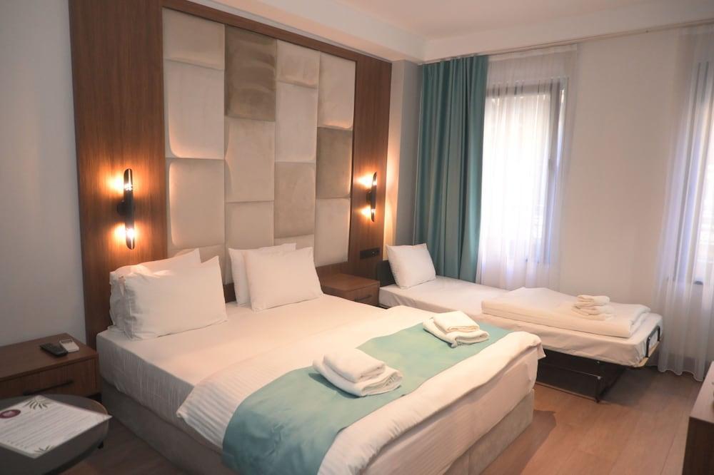 Isle Otel Room Type - Deluxe Room, 1 Double Bed
