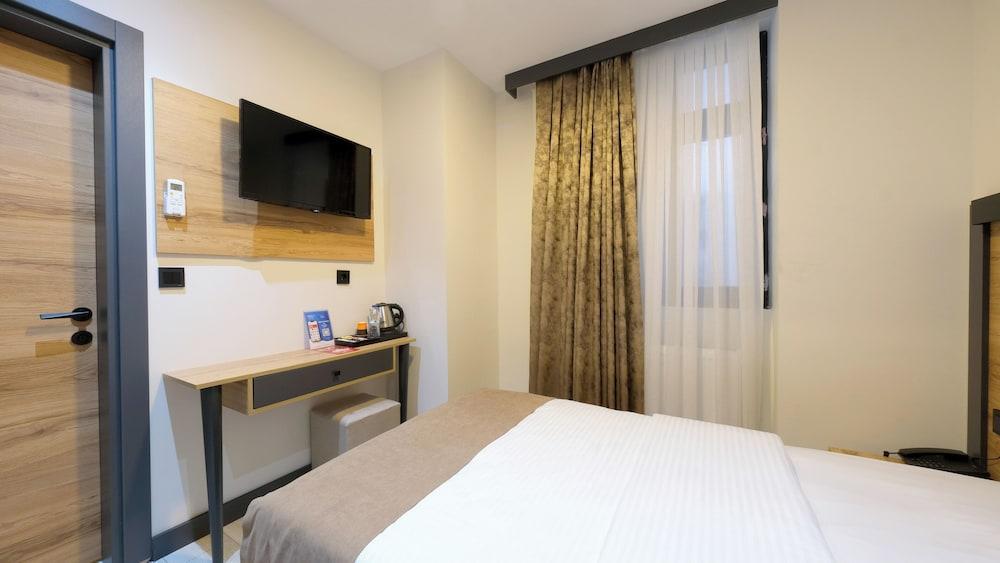 Sirius Otel Istanbul - Tap to explore photos