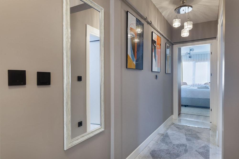 Bright Gorgeous 2BR Apt in Ortakoy - Tap to explore photos