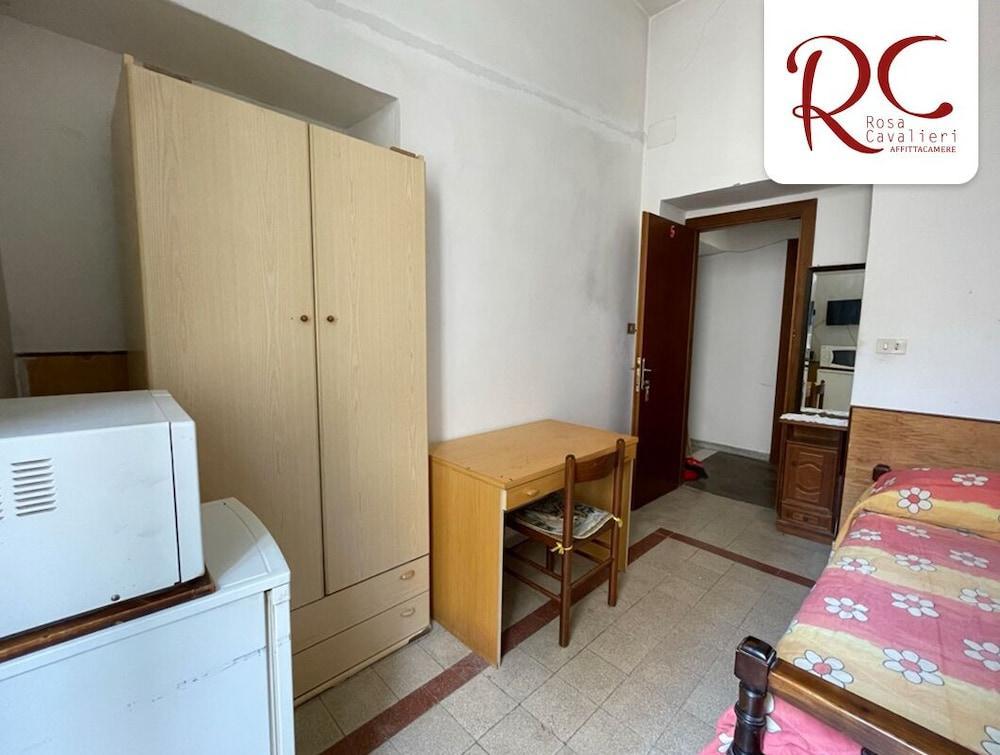 Cavalieri Affittacamere - Tap to explore photos