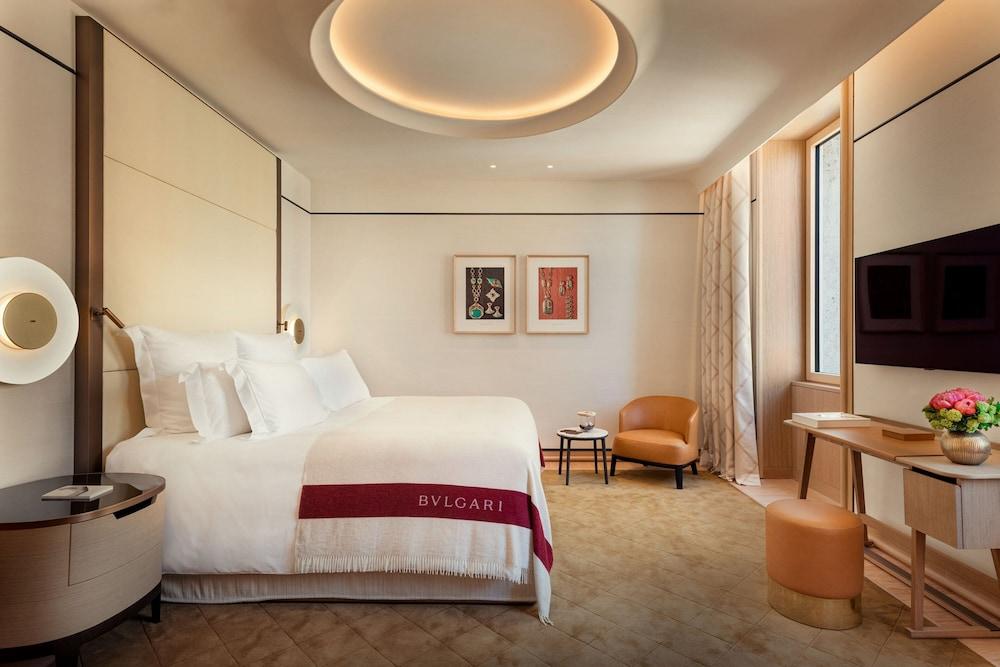 Bvlgari Hotel Roma Room Type - Superior Room, 1 King Bed, City View