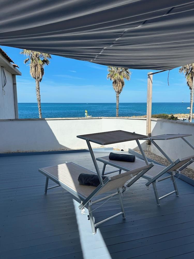 Stella di Mare rent rooms - Tap to explore photos