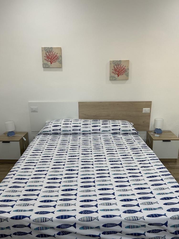 Stella di Mare rent rooms - Tap to explore photos