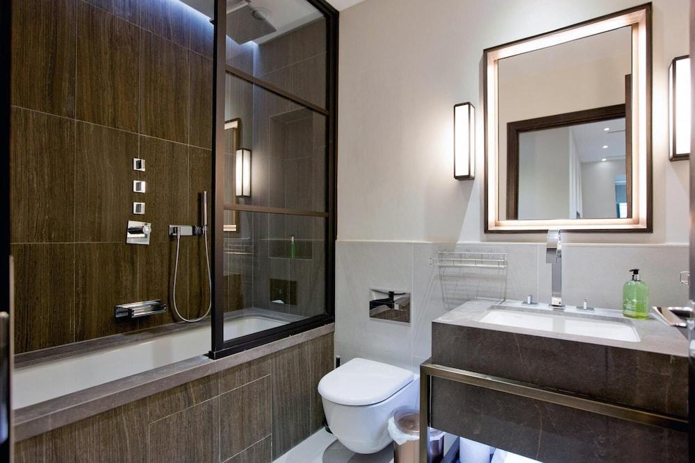 Gs18 - 2 Bed Executive - Tap to explore photos