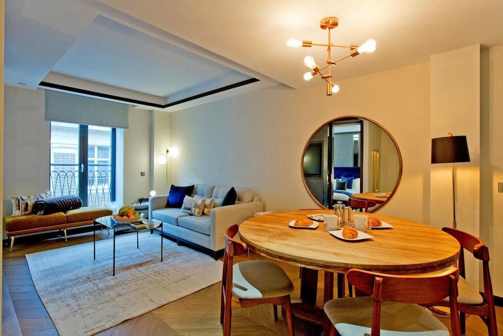 Gs14 - 1 Bed Executive - Tap to explore photos
