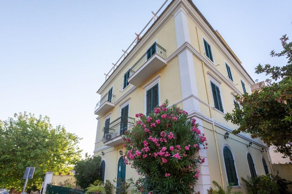 Pulcra Santa Marinella