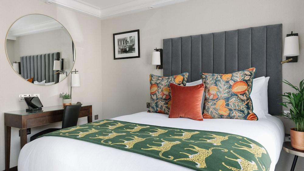 The Selwyn Hotel Room Type - Comfort Room