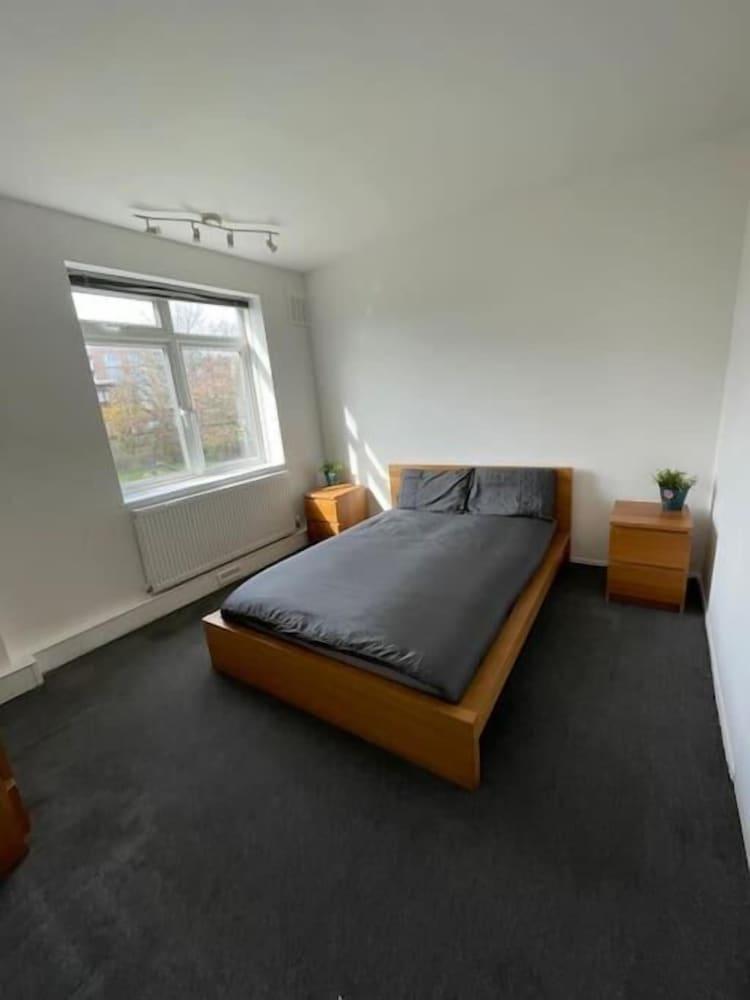 Spacious rooms in Foresthill - Tap to explore photos