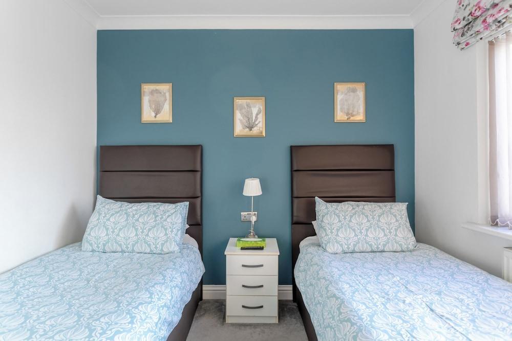 Room-apple House Wembley Twin Room Share Room Type - Shared Dormitory, 1 Bedroom, City View