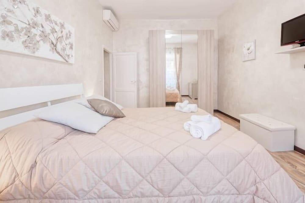 Leone IV Room Type - Traditional Apartment Leone IV Room Type - Traditional Apartment