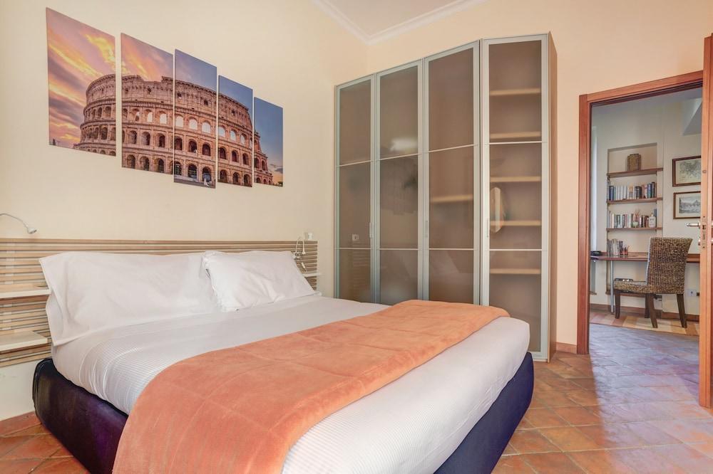 Residenza Sette Sale - Home and More - Tap to explore photos