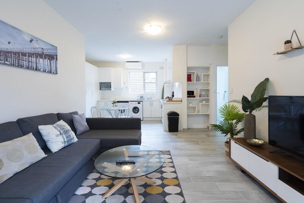 Lotus Stay Manly Apartment 29B Room Type - Deluxe Apartment Lotus Stay Manly Apartment 29B Room Type - Deluxe Apartment