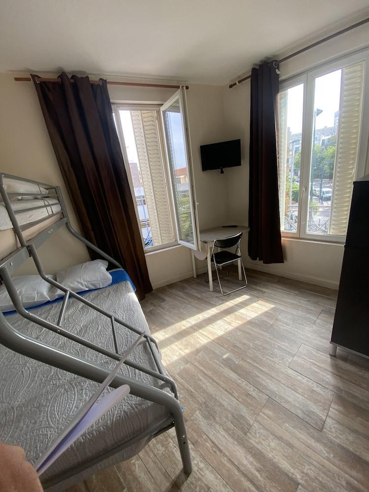 RENT APPART - COLOMBES - Tap to explore photos