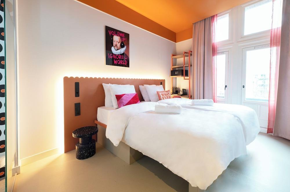 City Hotel Rembrandt Square Room Type - Executive twin / double room with balcony City Hotel Rembrandt Square Room Type - Executive twin / double room with balcony