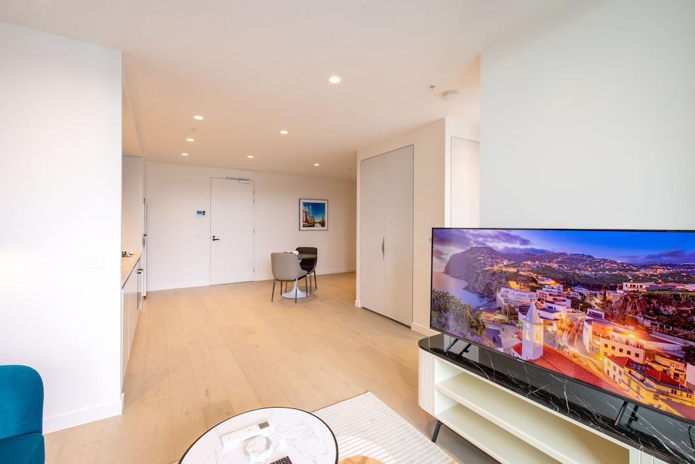 The Marker Apartments Melbourne Room Type - 1 Bedroom Premier Apartments