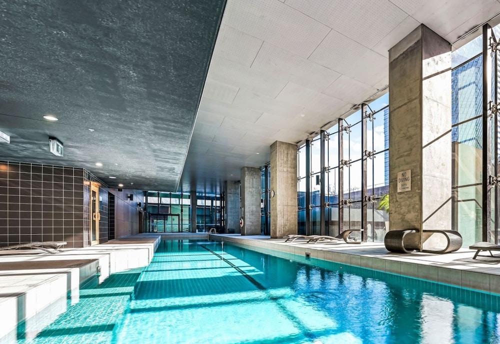 ReadySet Apartments at Manhattan - Tap to explore photos