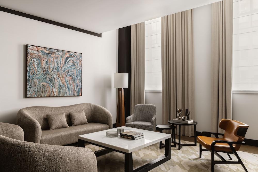 Capella Sydney Room Type - Suite (Macquarie)