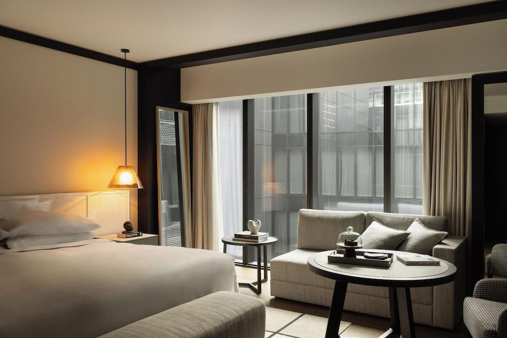 Capella Sydney Room Type - Deluxe Room, 1 King Bed