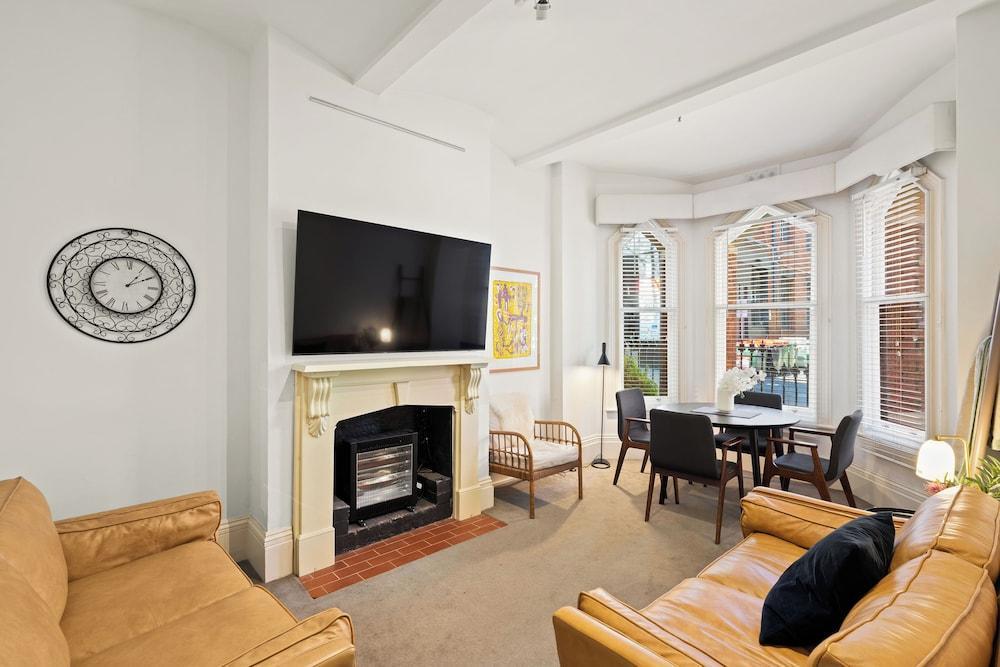 Gordon House Apartments Room Type - Apartment, 2 Bedrooms, Ground Floor