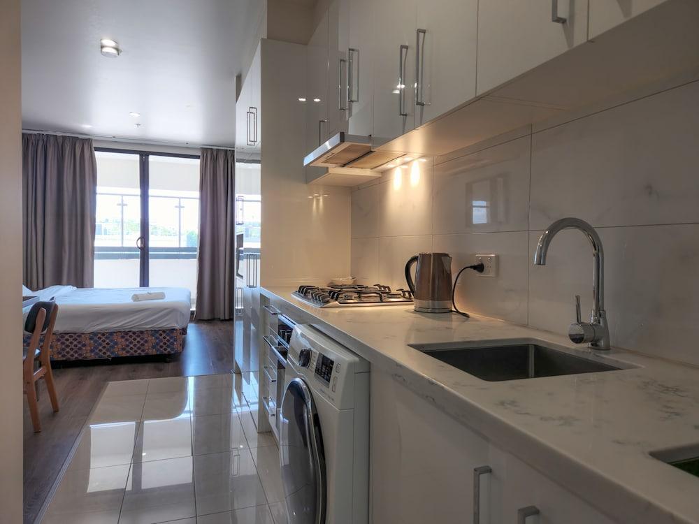 Exodus Dandenong Apartment Hotel Room Type - Studio Apartment