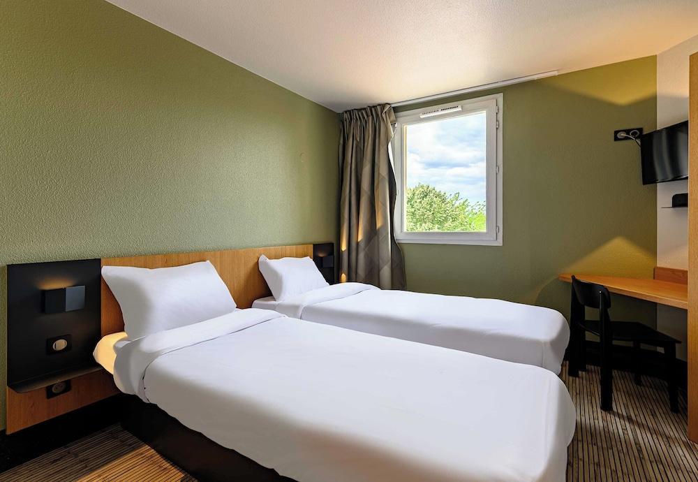 B&B HOTEL Marne-la-Vallée Bussy-Saint-Georges Room Type - Twin Room